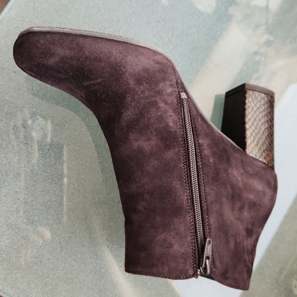 Brown Suede ladies boots
